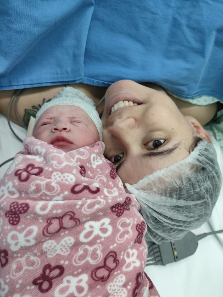 E depois do parto… quem cuida da mãe?